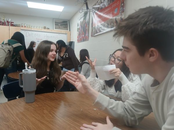 Debate prepares for its season